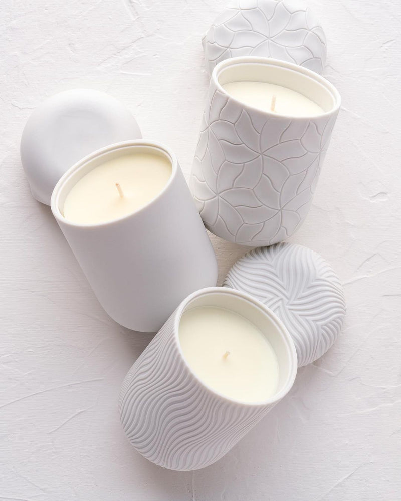 Candle in Petals Porcelain jar - Large