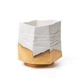 Erosum Short Porcelain & Gold Vase