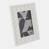 Border Quartz Photo Frame