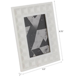 Border Quartz Photo Frame