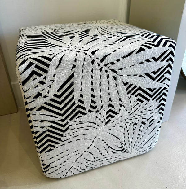 OMBRE Pouf Cube