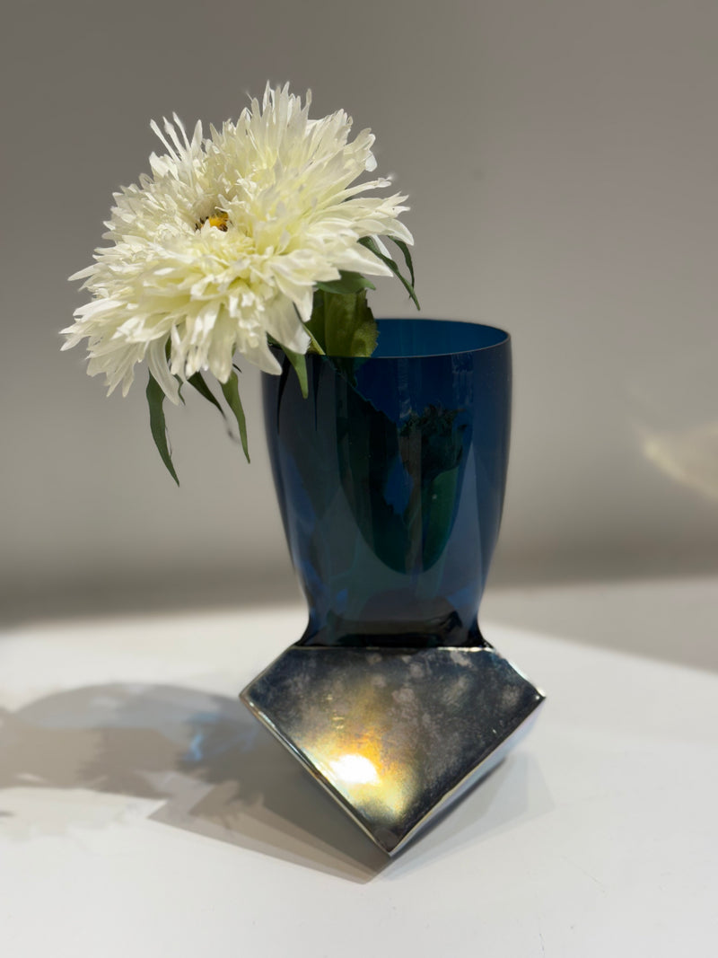 CUT CUBE vase Duck Blue