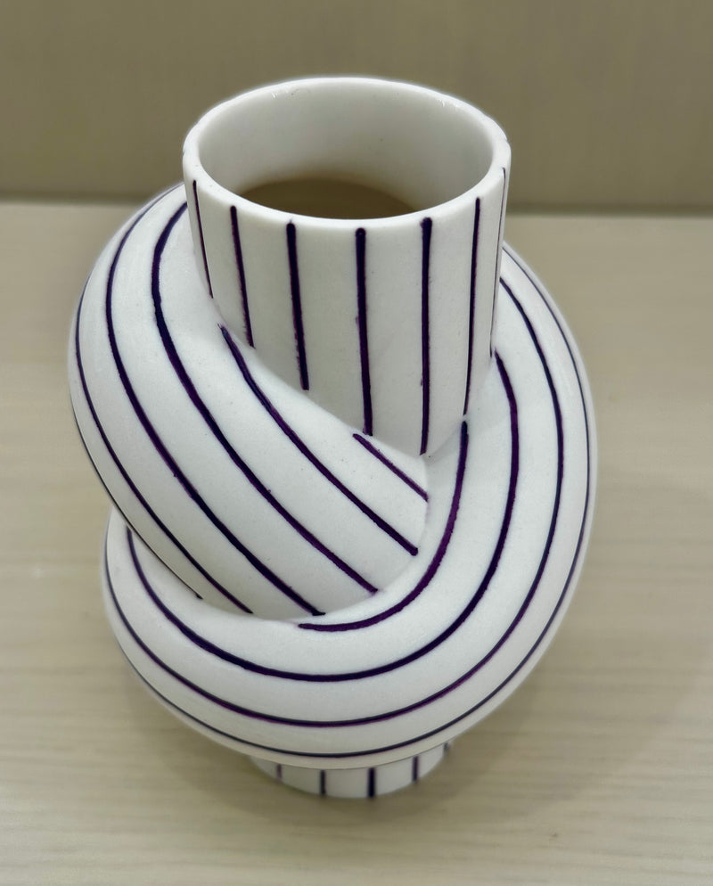 Node Mini Vase Plum
