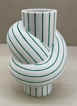 Node Mini Vase Apple