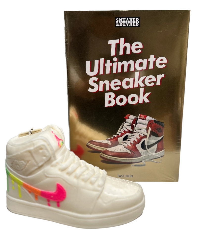 "THE ULTIMATE SNEAKER WHITE AND NEON" GIFT SET