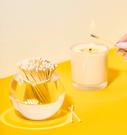 Round Match Striker - White Matches