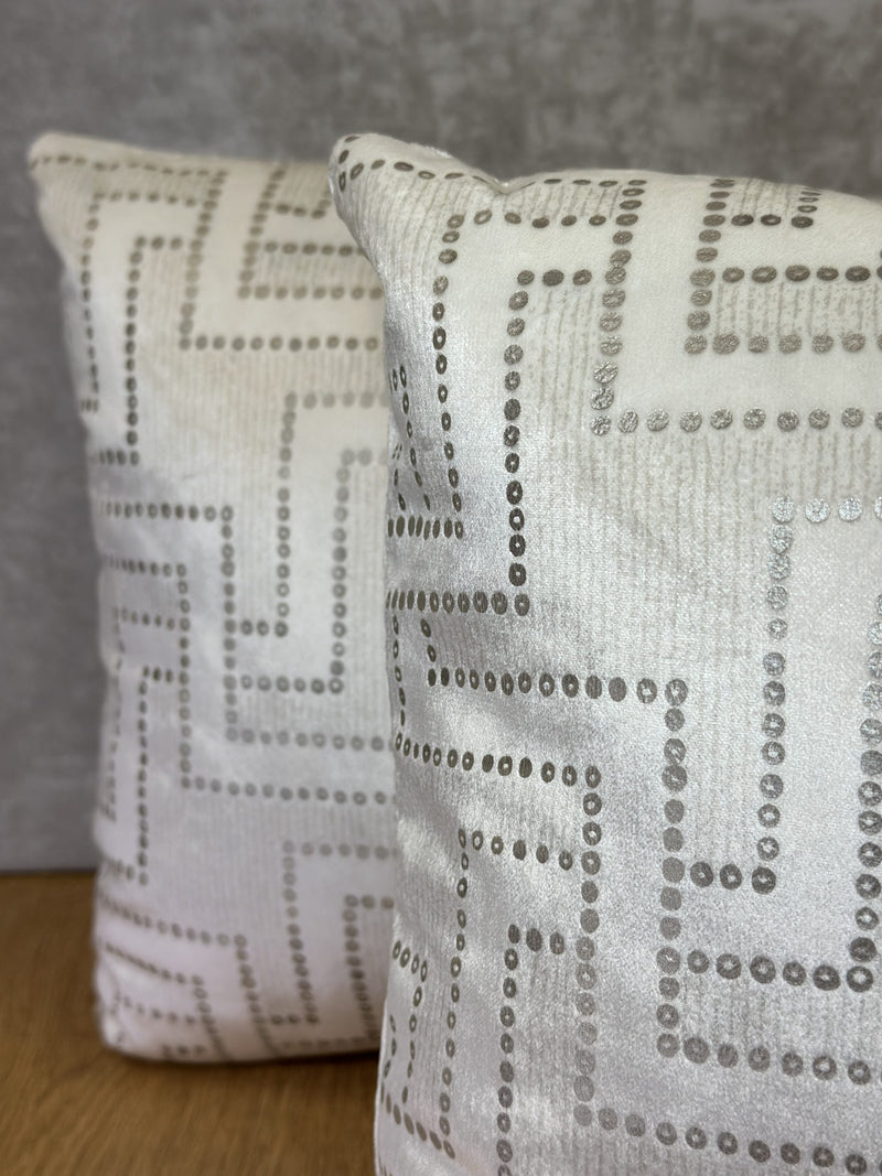 GEOMETRIC VELVET PILLOWS
